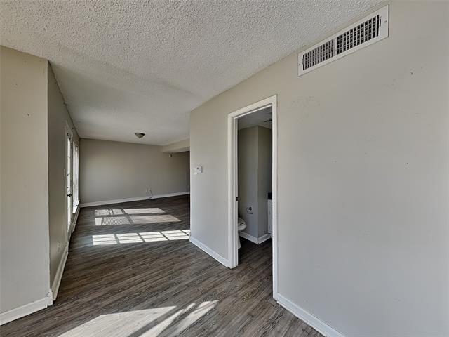 Building Photo - 1506 Briarpath Ln