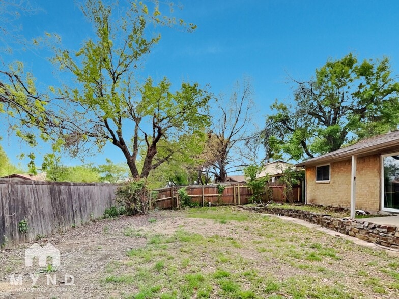 Building Photo - 205 Wildfire Dr