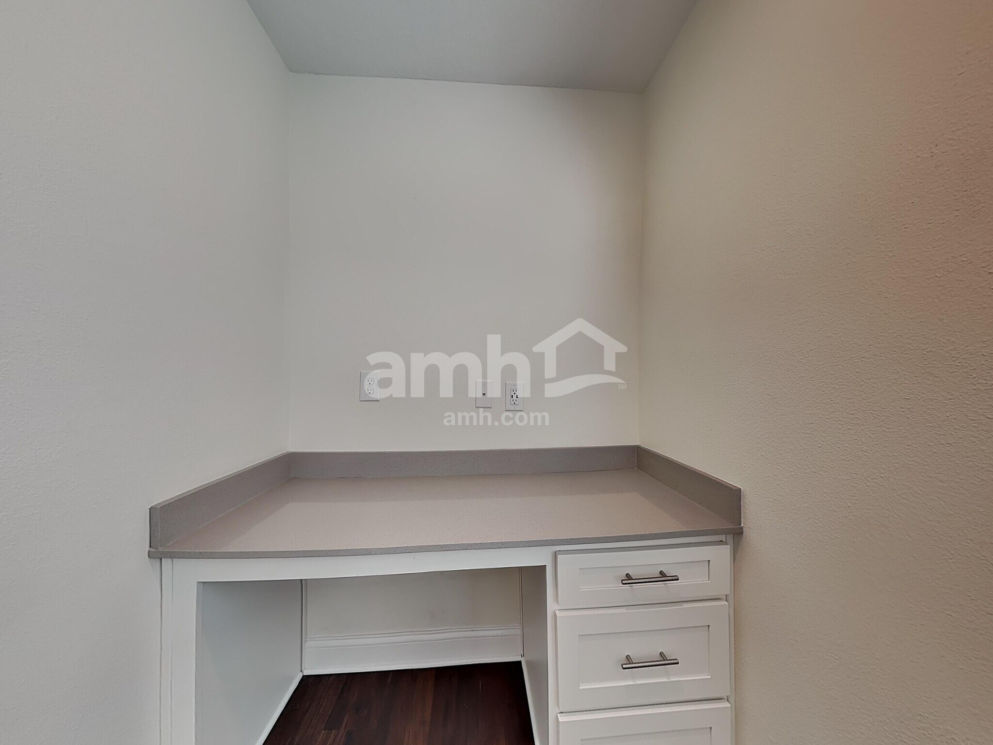 Building Photo - 2506 Sunrise Ct