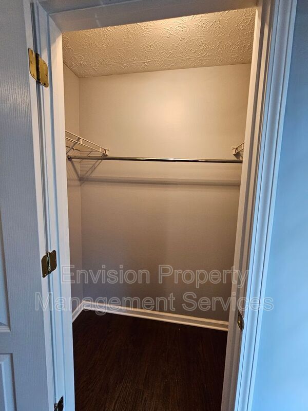 Building Photo - 1243 Blairs Pointe Dr SW