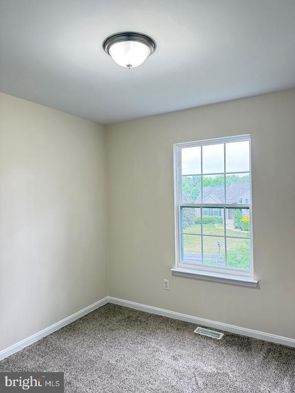 Building Photo - 5703 Westchester Ln