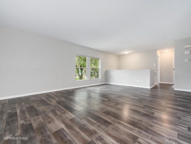 Building Photo - 22130 Kostner Ave