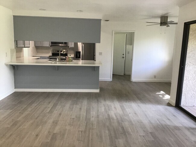 Building Photo - Beautiful Rocklin home