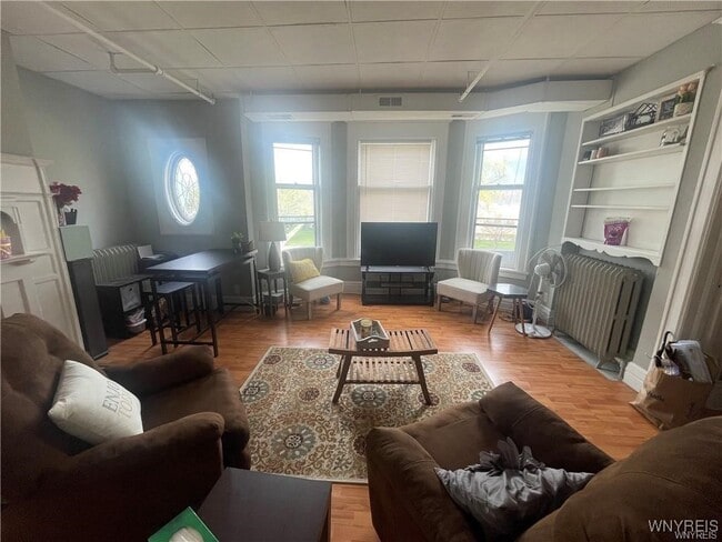 Building Photo - 1115 Delaware Ave