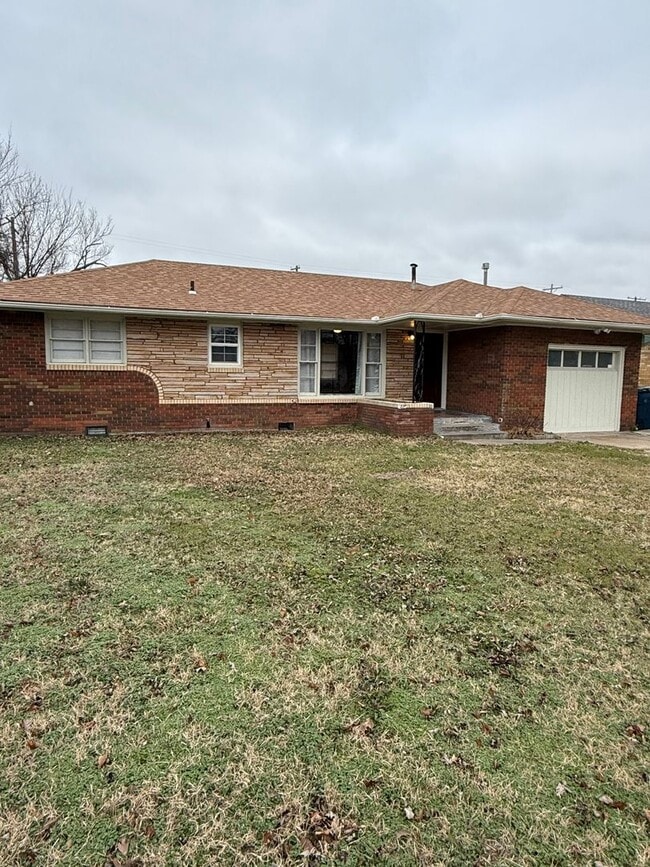 Building Photo - Charming 3-Bedroom Home with Bonus Room – Fully Updated and Move-In Ready!