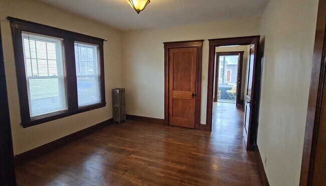 Building Photo - 118 Governor Winthrop Rd