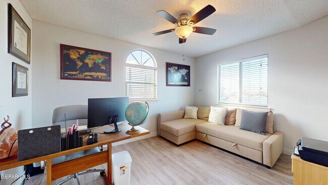 Building Photo - 3249 Emerald Point Dr