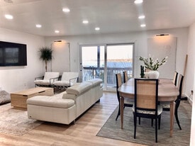 Building Photo - 212 Ambler St