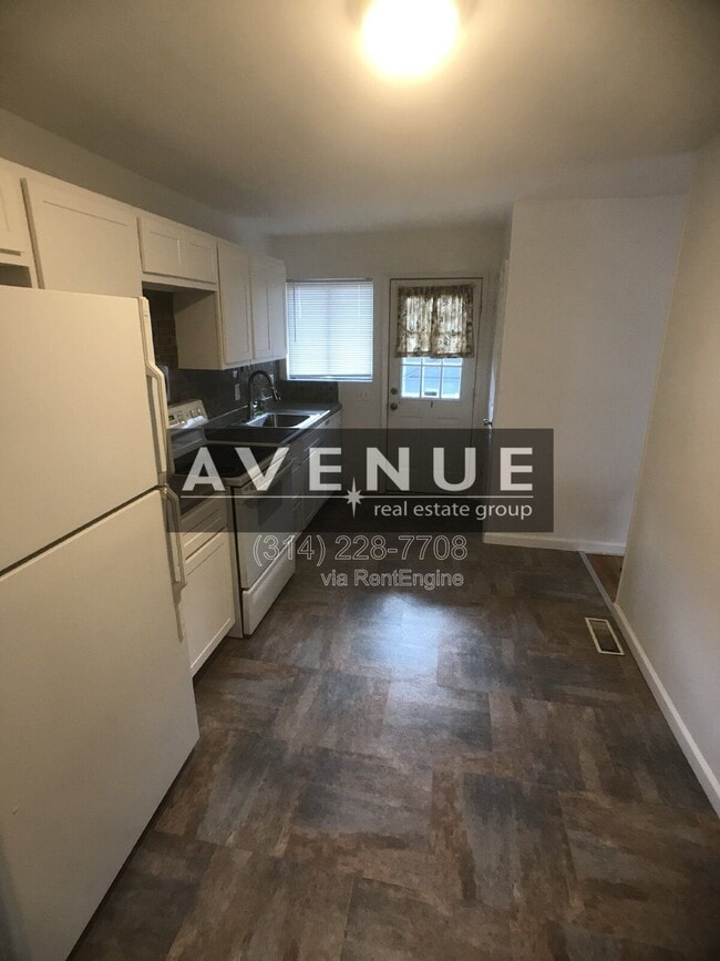 Building Photo - 720 Preakness Ln