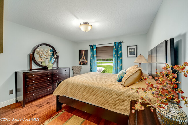 Building Photo - 3789 Peacock Dr