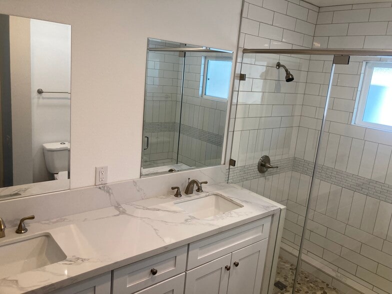 Primary Bathroom - 20333 Germain St