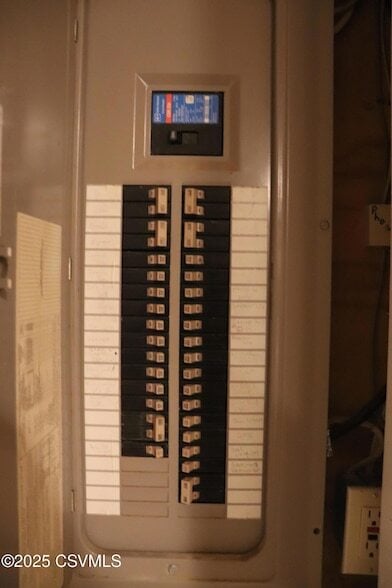 Building Photo - 108 Hawk Ridge Rd