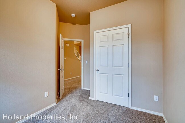 Building Photo - 4 br, 2.5 bath House - 1414 NE Edgefield St