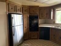 Building Photo - 101 Greenbrier Dr