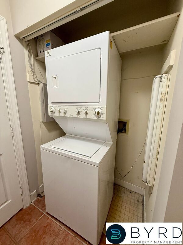 Building Photo - 117 N 25th St