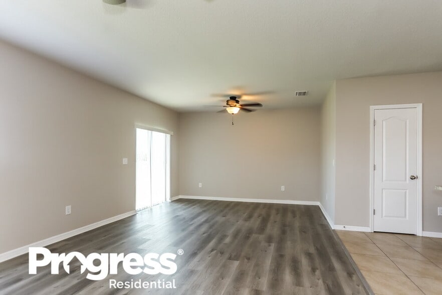 Building Photo - 11929 Grand Kempston Dr