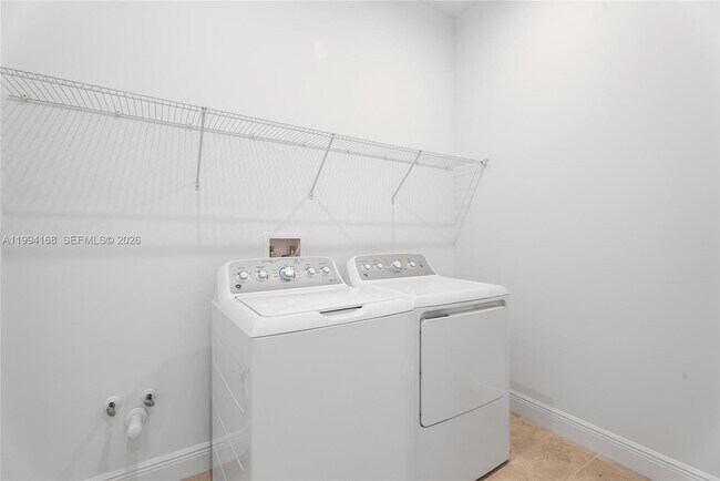 Building Photo - 11267 SW Pietra Wy