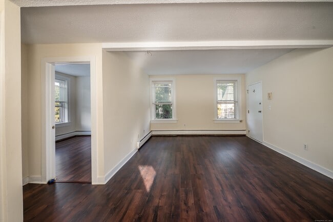 Building Photo - 175 Humphrey St