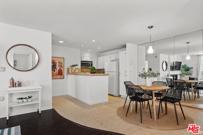 Building Photo - 1885 Veteran Ave