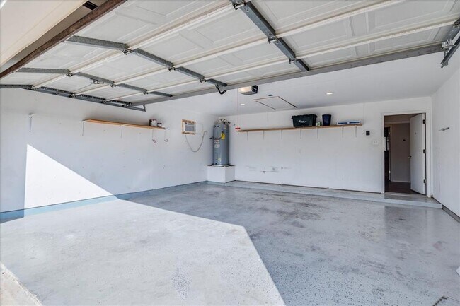 Building Photo - 267 Carolyns Way