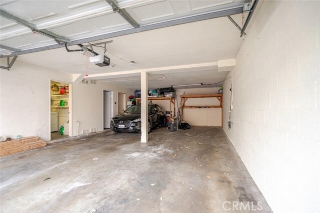 Building Photo - 13100 Bromont Ave