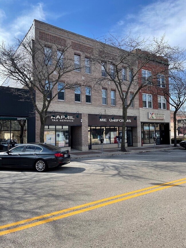 126 N Genesee St 126 N Genesee St Waukegan IL 60085 Apartment Finder