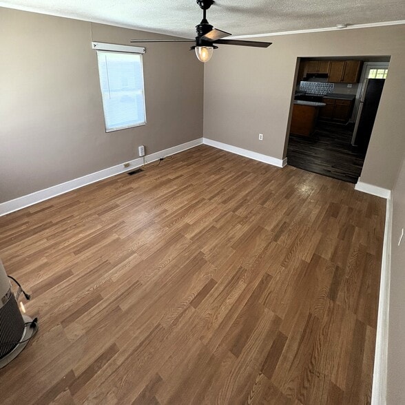 Building Photo - 1603 Pratt Ave NE