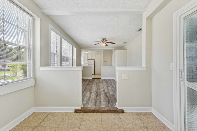 Building Photo - Renovated 3-Bedroom Home in the Heart of Murray Hill!