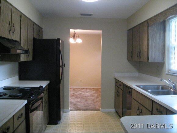 Building Photo - 67 Brookwood Dr