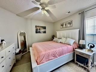 Building Photo - 1216 Winding Path Rd