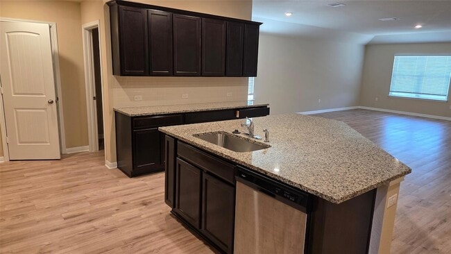 Building Photo - 146 Arrowhead Vine St