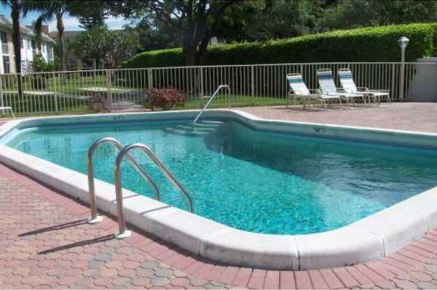 Building Photo - 207 Tropic Isle Dr