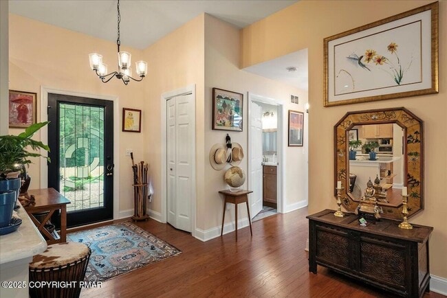 Building Photo - 4426 Skyline Dr