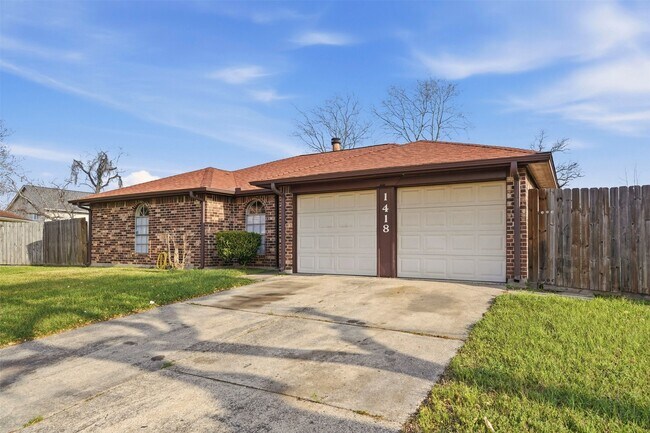 Building Photo - 1418 Crawley Ct