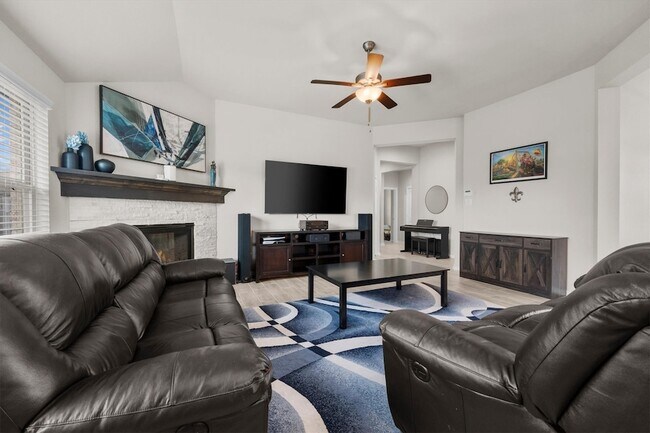 Building Photo - 10806 Chrysalis Ct
