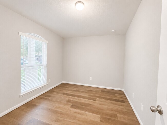 Building Photo - 2310 Corry Crest Cir