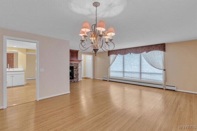 Building Photo - 116 Segsbury Rd