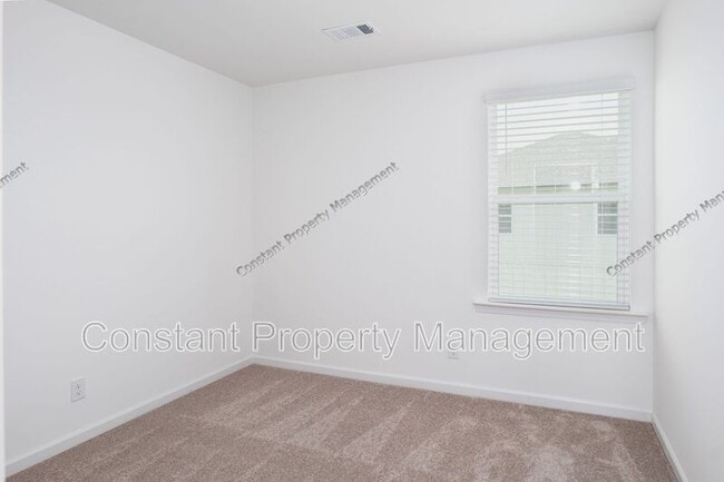 Building Photo - 123 Rolling Mdw Wy