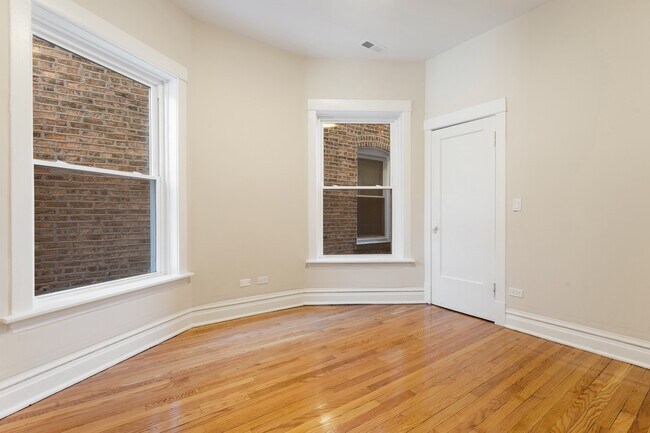 Bedroom - 6444 N Magnolia Ave