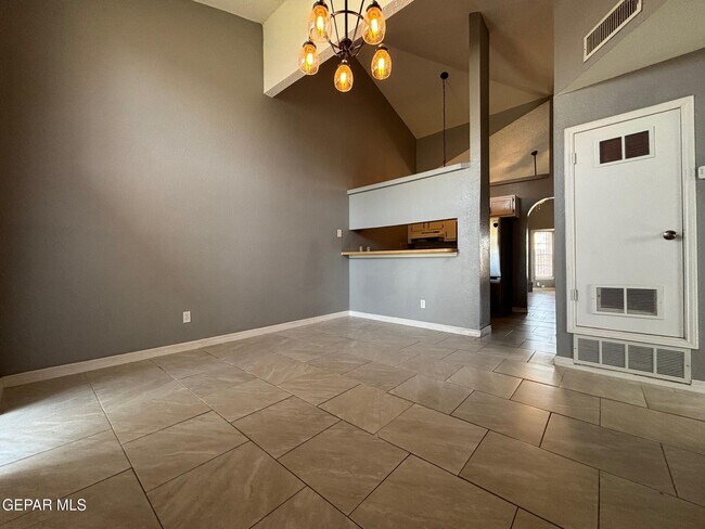Building Photo - 10930 Delafield Dr