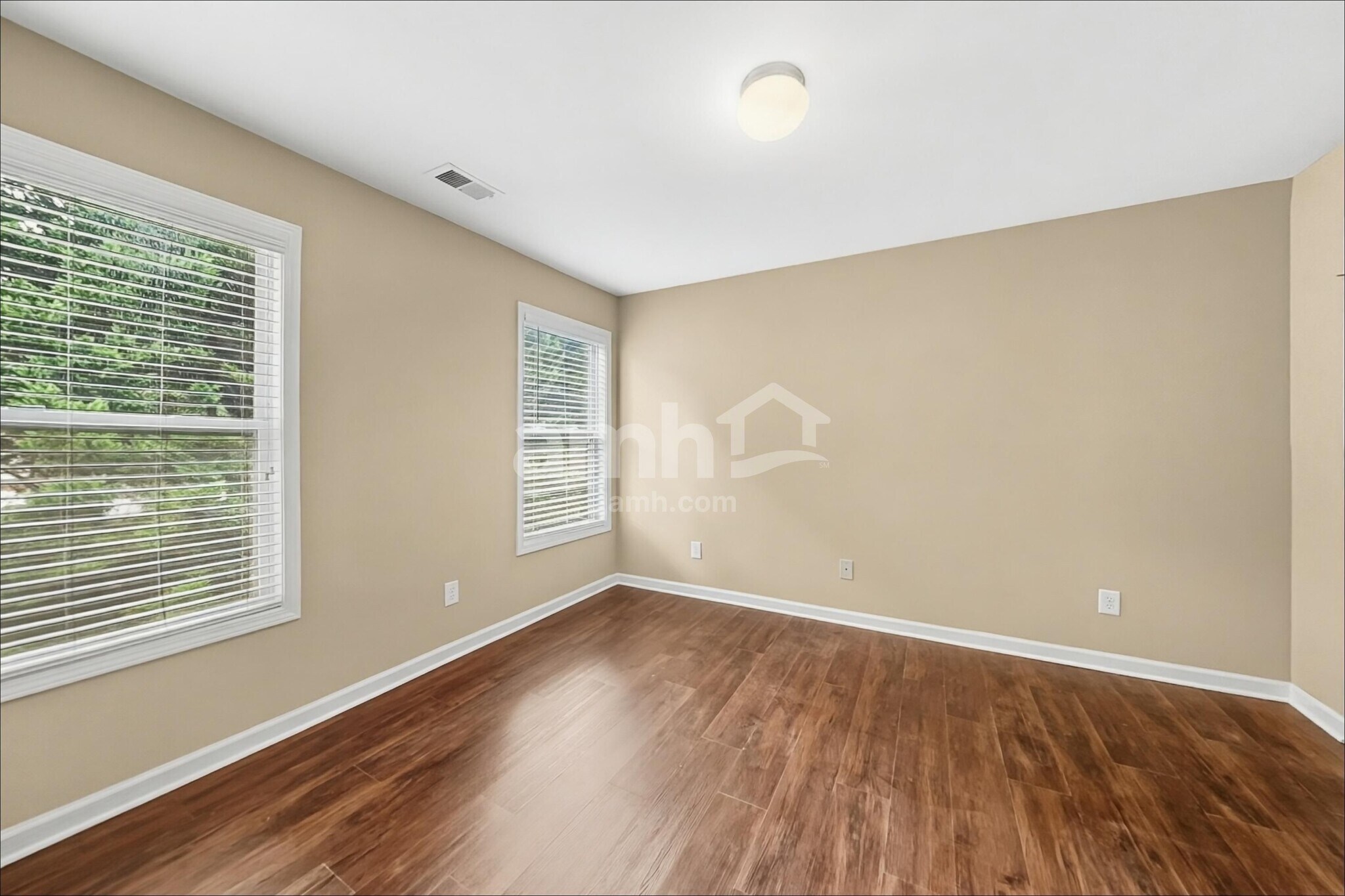 Building Photo - 492 Winter Haven Ln