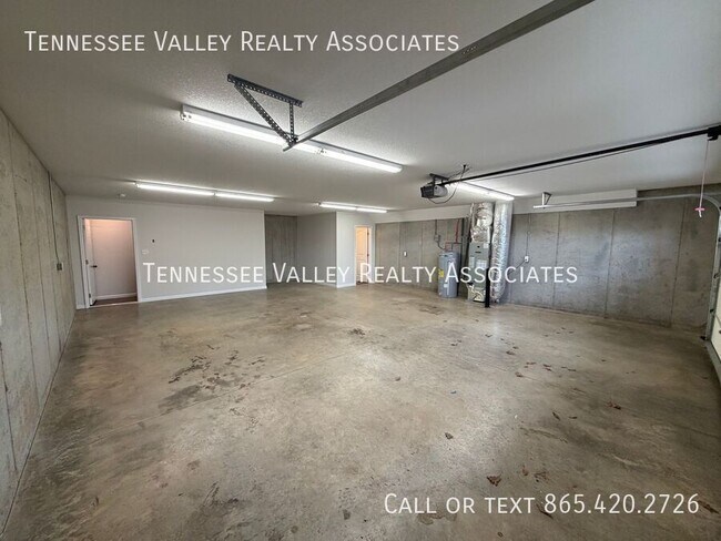 Building Photo - 1816 Andes Rd