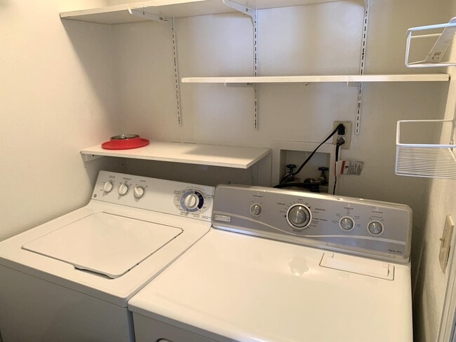 Building Photo - 4296 S Eldridge St