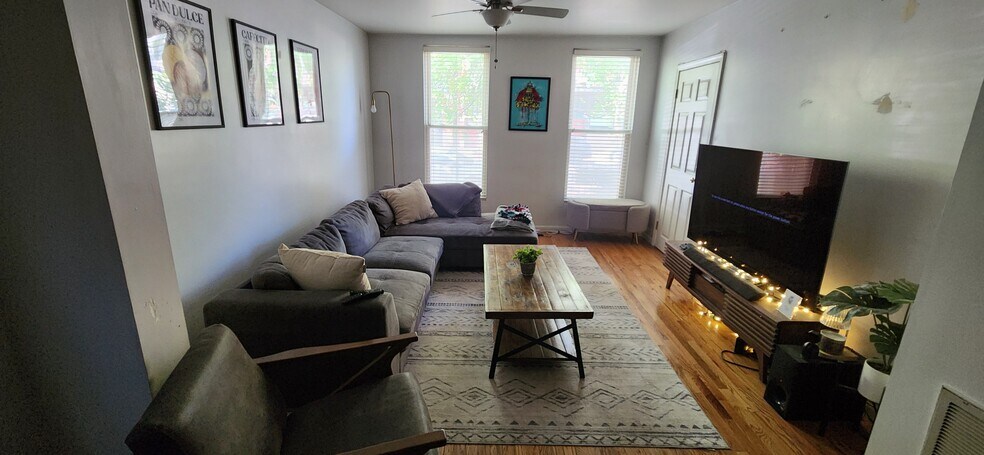 Primary Photo - 1507 W Ohio St