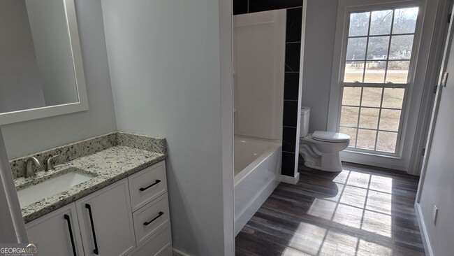 Building Photo - 1151 Stark Rd