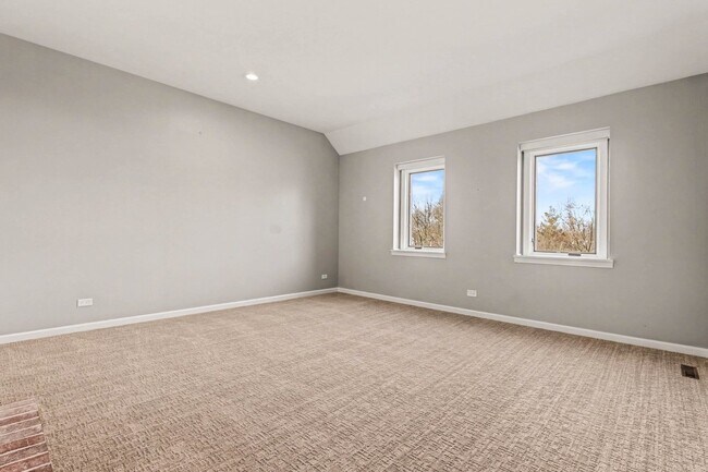 Building Photo - 841 Turnbridge Cir
