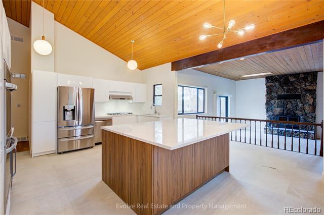 Building Photo - 5505 S Emporia Cir