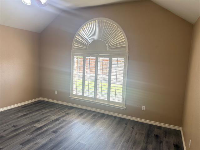 Building Photo - 9200 Fairwood Ct