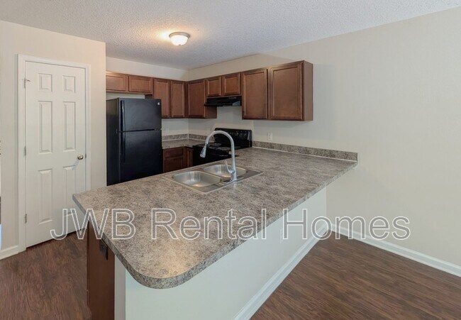 Building Photo - 6502 Timmerman Ct