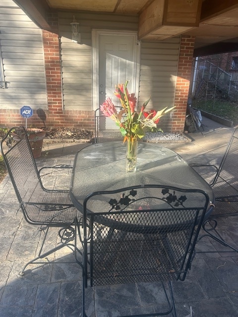 Patio - 2827 Otis St NE